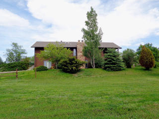 2513 Martingale Dr, Longmont, CO 80513-8465