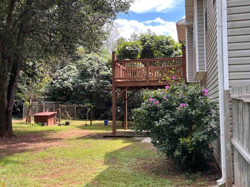 100 Harlin Ct, Porterdale, GA 30014-8893