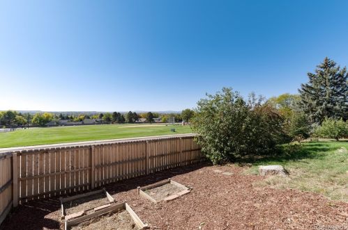 7397 Spruce St, Englewood CO 80112-1751 exterior