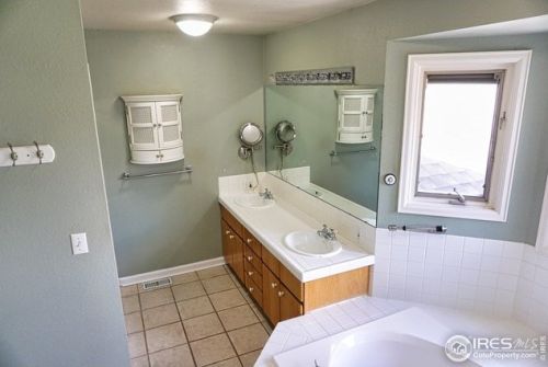 7779 Windsong Rd, Fort Collins CO  80550-3400 exterior
