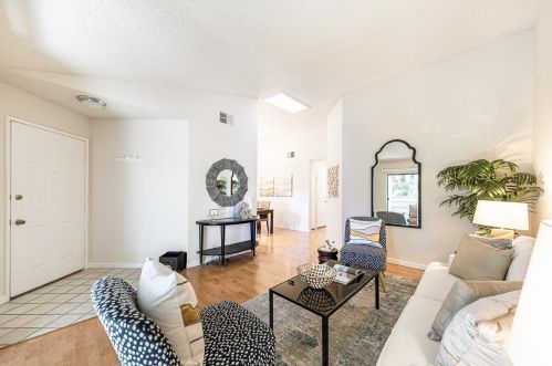 1523 Briartree Dr, San Jose, CA 95131-2966