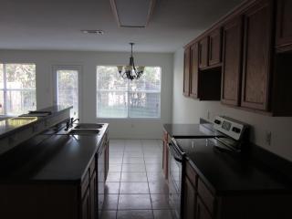 7531 Ederville Rd, Fort Worth TX  76112-8341 exterior