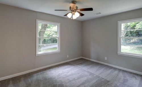55 Baker Dr, Atlanta GA  30354-2017 exterior