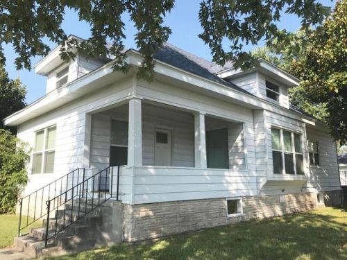 1831 Bird Ave, Joplin, MO 64804-1825