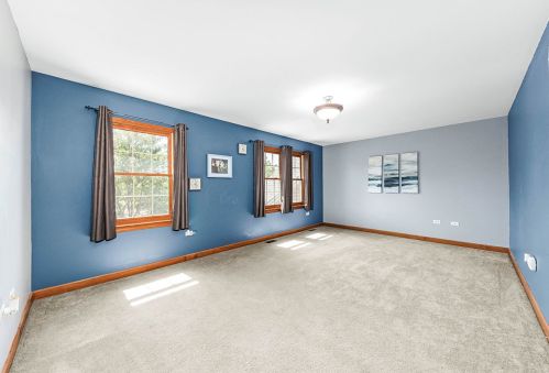 5 Crenshaw Ct, Lemont IL  60490-6614 exterior