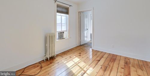 326 Mary St, Lancaster PA  17603-3331 exterior