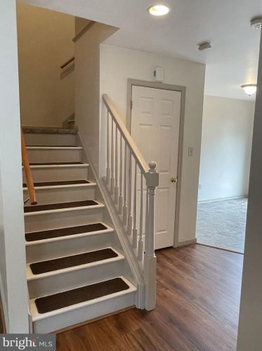 69 Chesapeake St, Lancaster PA  17602-4659 exterior