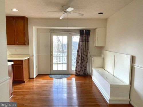6432 Grateful Heart Gate, Columbia MD  21044-6034 exterior