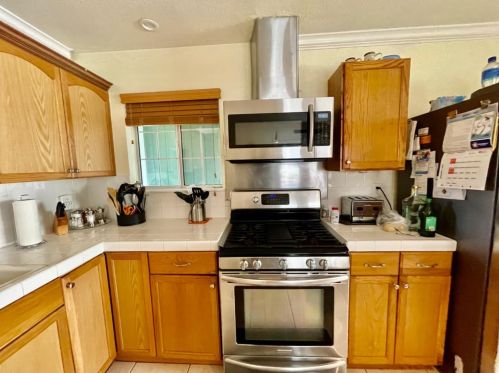 6504 Woodhurst Ct, Citrus Heights, CA 95621-6125
