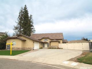 85 Rivendell Ct, Valley Home, CA 95361-3394