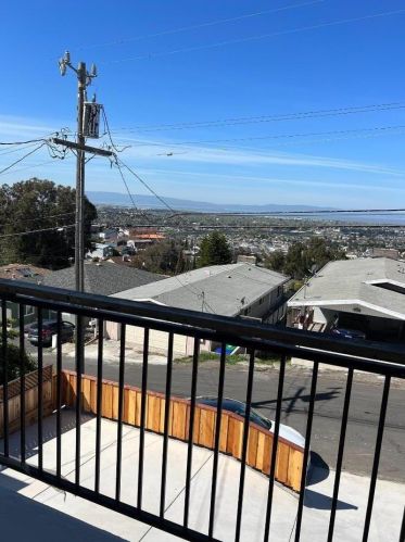 16770 Rolando Ave, San Leandro CA  94578-1232 exterior