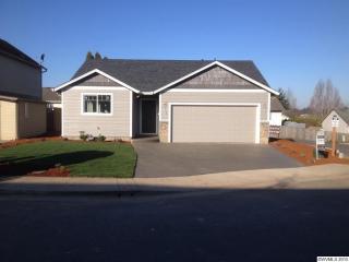 6679 Jacobe St, Salem, OR 97303-1194