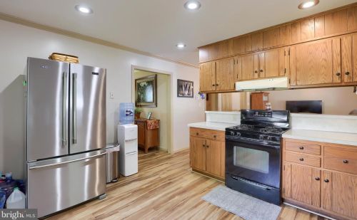 1650 Stony Battery Rd, Lancaster PA  17601-1287 exterior