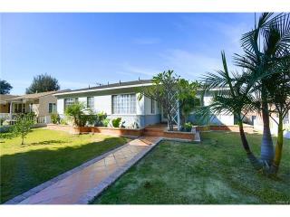 6903 Broadway Ave, Whittier, CA 90606-1620