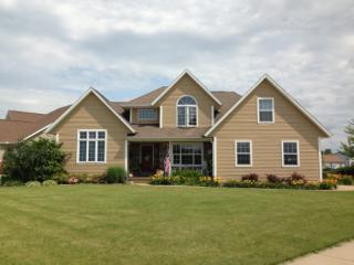 2165 Heather Ridge Dr, Normal, IL 61761-9673