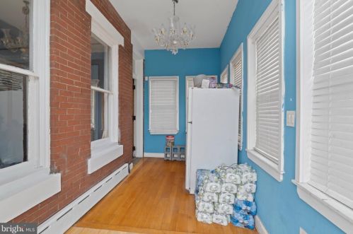 5441 American St, Philadelphia, PA 19120-2828