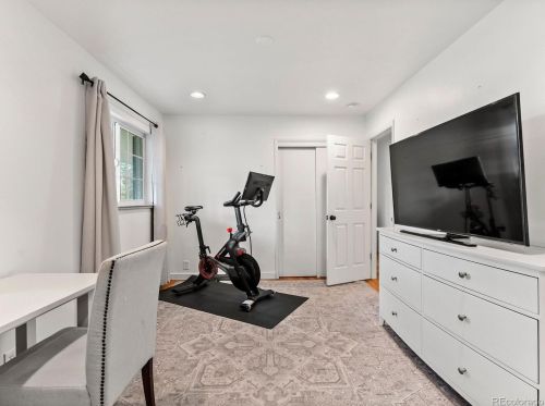 4930 Clarkson St, Englewood CO  80113-7008 exterior