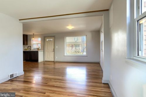 3205 Pennwood Rd, Harrisburg, PA 17110-2217