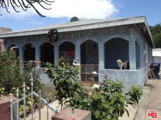 121 70th St, Los Angeles, CA 90003-1828