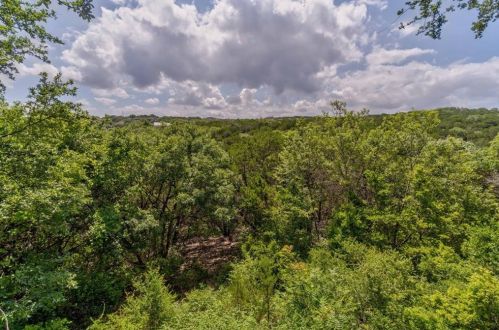 1007 Cyn Edge Dr, Austin TX  78733-2005 exterior