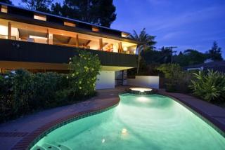 735 Rome Dr, Los Angeles, CA 90065-4040