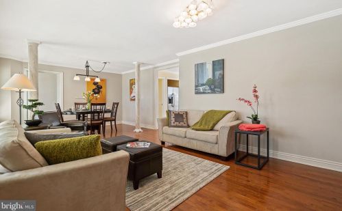 8017 Ellet Rd, Springfield VA  22151-1921 exterior