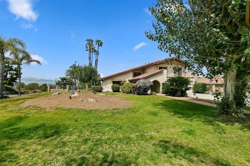 16350 Rancho Escondido Dr, Riverside CA  92506-5816 exterior
