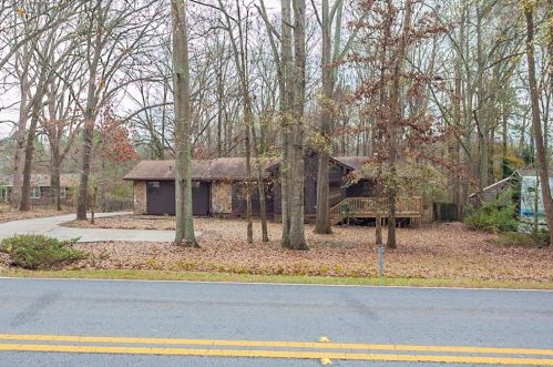 430 Davis Rd, Stockbridge GA  30281-3152 exterior