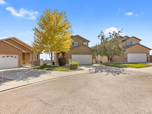 2230 Antelope Way, Pueblo, CO 81005-5300