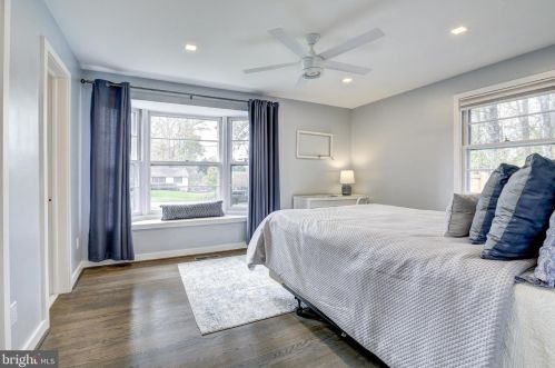 15009 Snowden Dr, Silver Spring MD 20905-5663 exterior