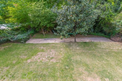 1648 Beacon Hill Blvd, Atlanta GA  30329-2556 exterior