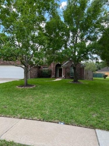 17807 Meadowcreek Trl, Richmond TX  77407-7906 exterior