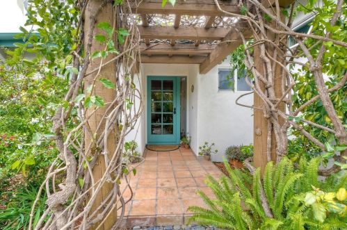 767 Hymettus Ave, Encinitas, CA 92024-2148