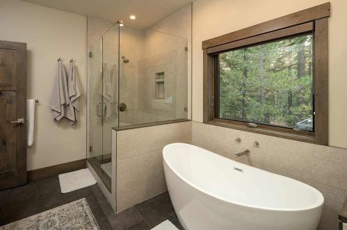 11901 Sitzmark Way, Truckee CA  96161-6139 exterior