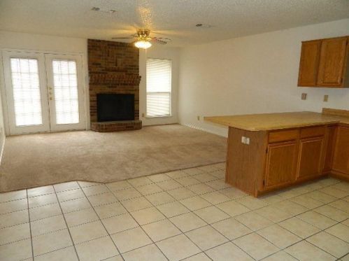 4812 Cable Dr, Fort Worth TX  76137-3323 exterior