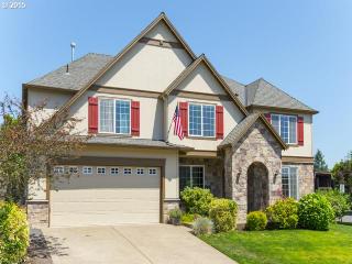 12893 Wahkeena Ct, Portland, OR 97224-6132