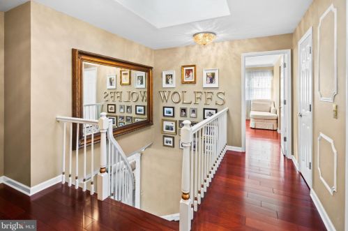 16 Ronit Dr, Trenton NJ 08628-2225 exterior