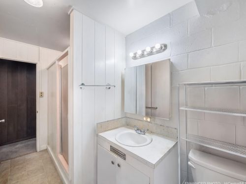 2824 Kihei Pl, Honolulu HI  96816-1310 exterior