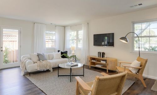 796 Greer Rd, Palo Alto, CA 94303-3022