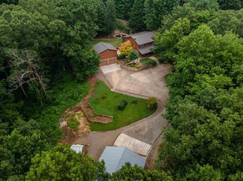 4895 Old Burnt Mtn Rd, Big Canoe GA  30143-2204 exterior