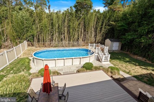 80 Clearview Ave, Trenton NJ  08619-1216 exterior