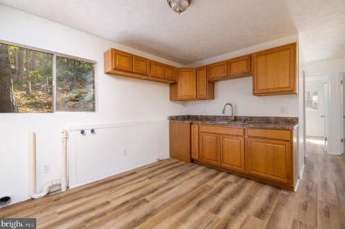 184 Rocky Mountain Ln, New Market, VA 22844-3214