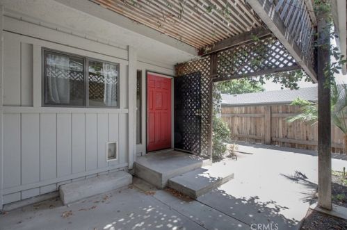 1927 Berkeley Ave, Turlock, CA 95382-2110