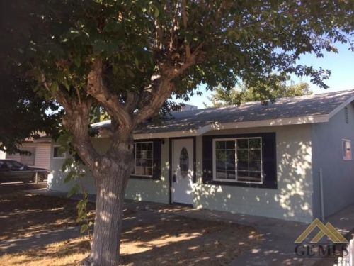 115 Van Buren St, Taft, CA 93268-1810