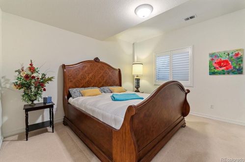 51 Cherry Hl Farm Dr, Englewood CO 80113-7169 exterior