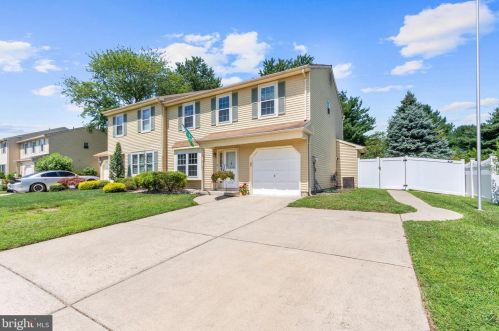 15 Cherry Cir, Blenheim, NJ 08012-4670