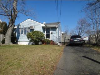 760 Green St, Iselin, NJ 08830-2912
