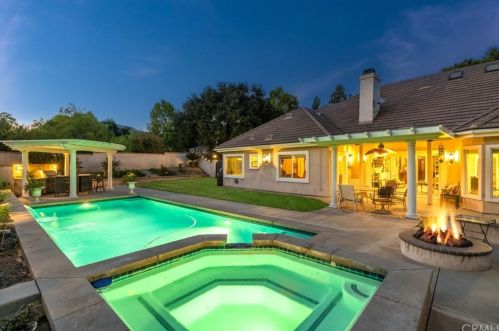 1310 Charmont Rd, La Verne, CA 91750-1000