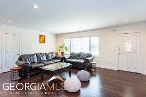 1723 Hardin Ave, Atlanta GA  30337-2059 exterior