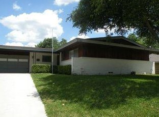 716 Ranier Cir, Garland TX exterior